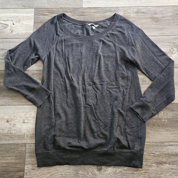 Victorias secret crewneck - Picture 2 of 4